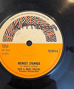 Monkey Spanner - Dave & Ansel Collins