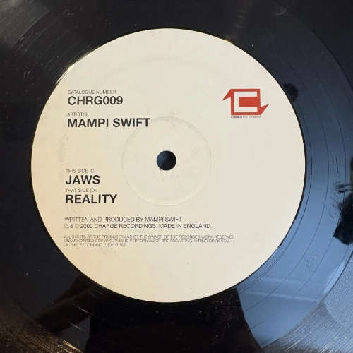 Jaws / Reality - Mampi Swift